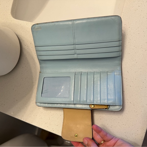 Vintage Coach Wallet - Picture 4 of 6